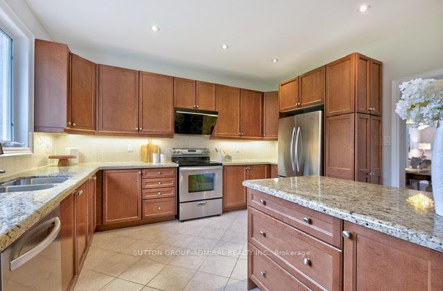 Photo 12 of 183 Tormina Boulevard, Whitby, Taunton North — HOMEH