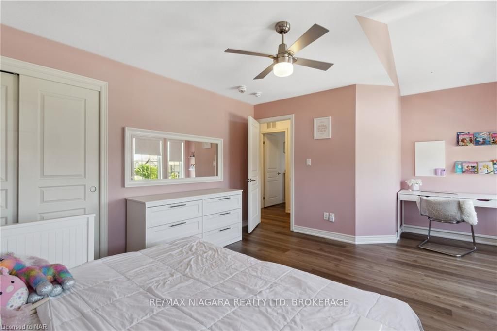 Photo 41 of 106 Spruce Crescent, Welland, Coyle Creek — HOMEH