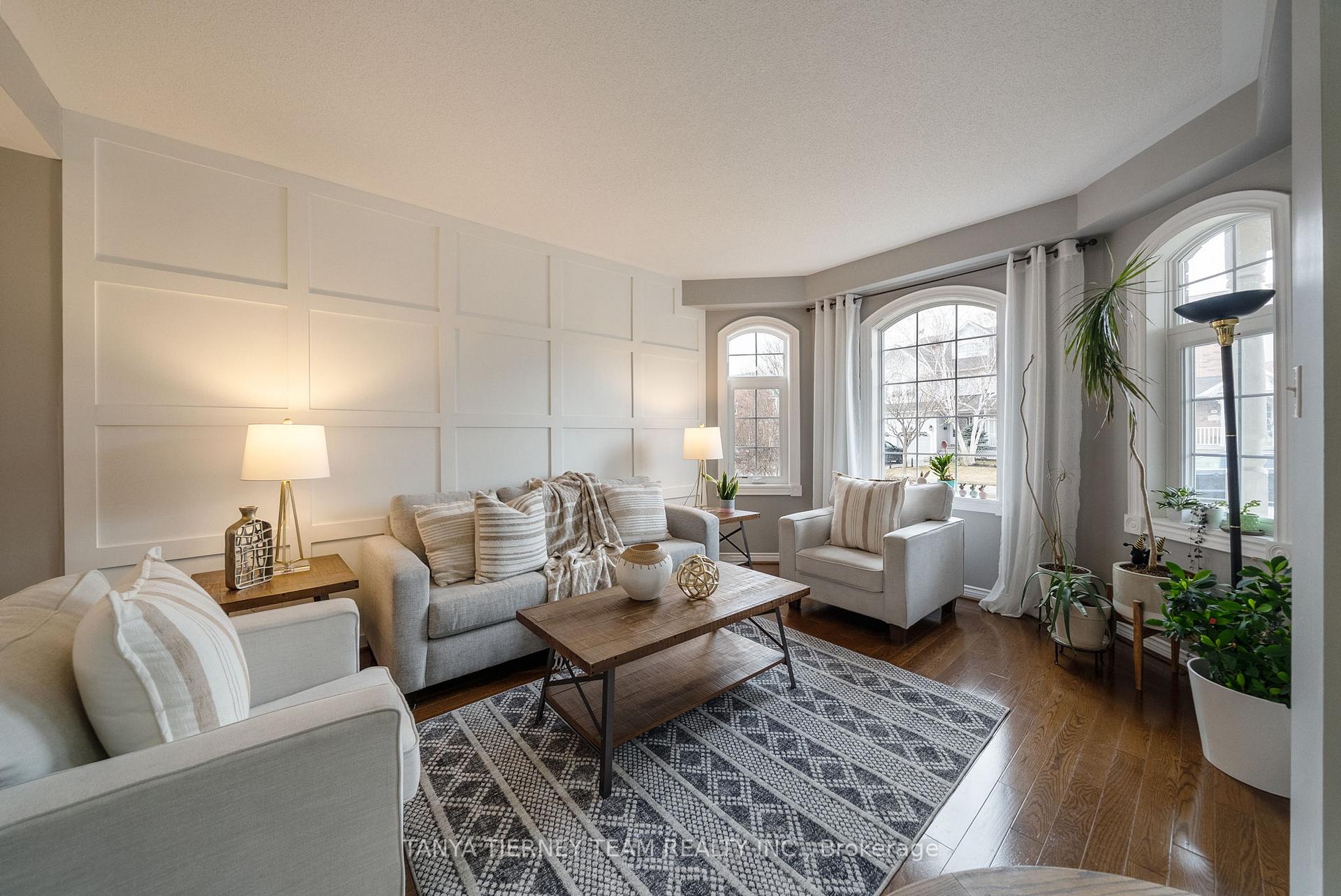 Photo 9 of 50 McBeth Place, Whitby, Brooklin — HOMEH