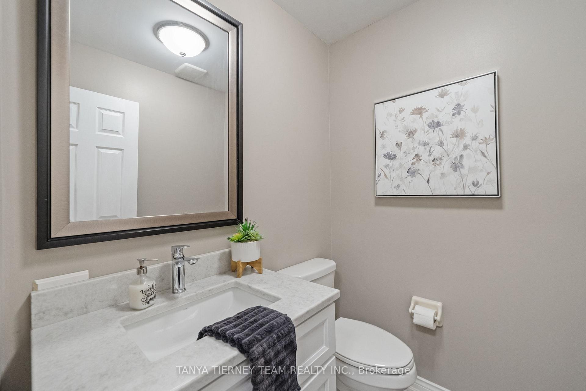 Photo 23 of 50 McBeth Place, Whitby, Brooklin — HOMEH