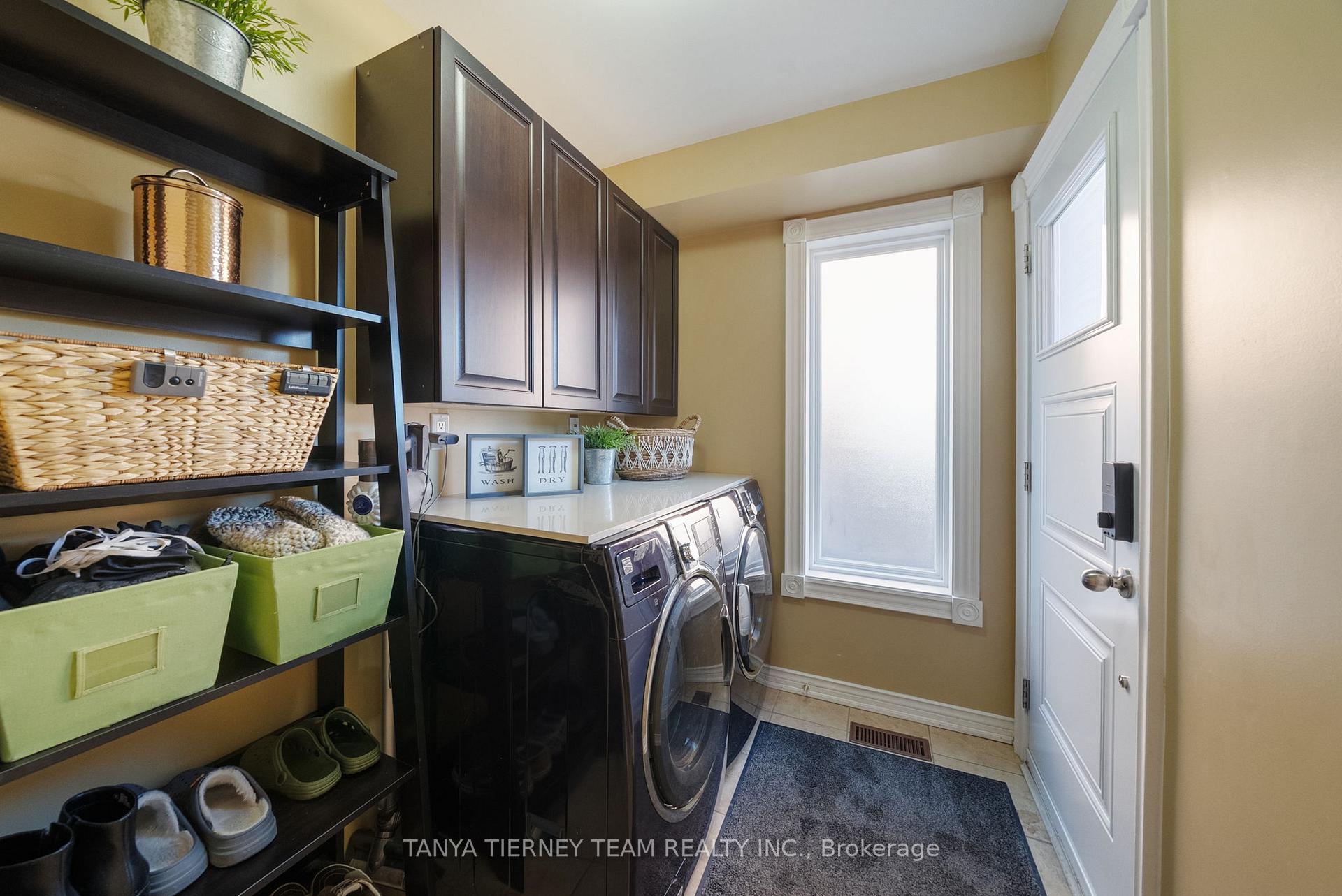 Photo 24 of 50 McBeth Place, Whitby, Brooklin — HOMEH