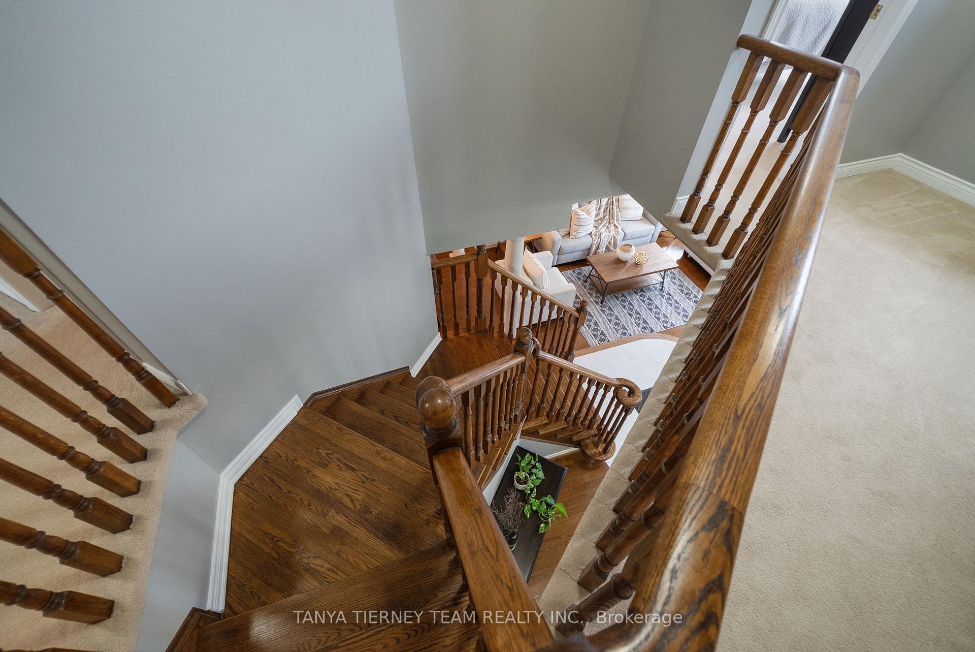 Photo 26 of 50 McBeth Place, Whitby, Brooklin — HOMEH