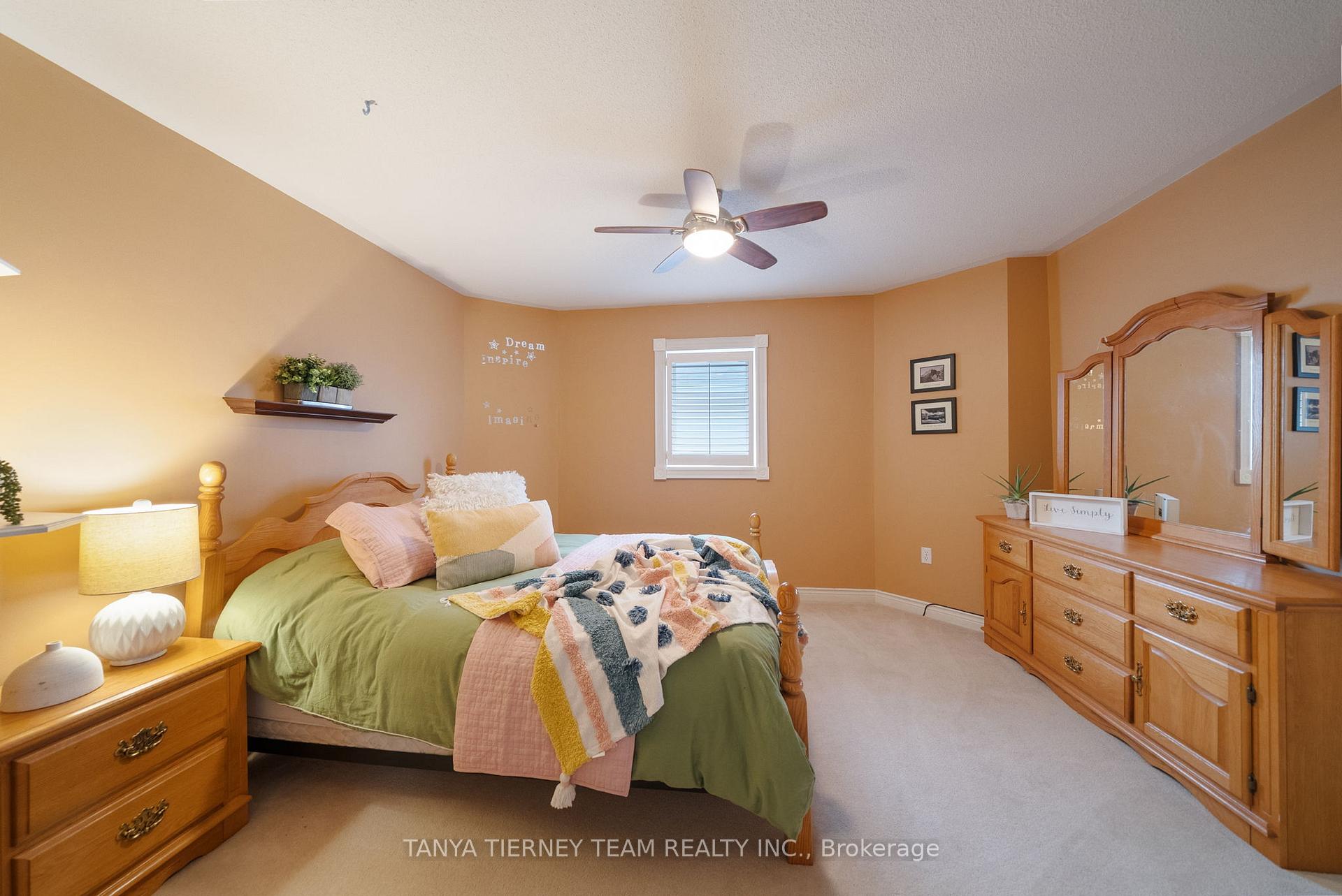 Photo 30 of 50 McBeth Place, Whitby, Brooklin — HOMEH
