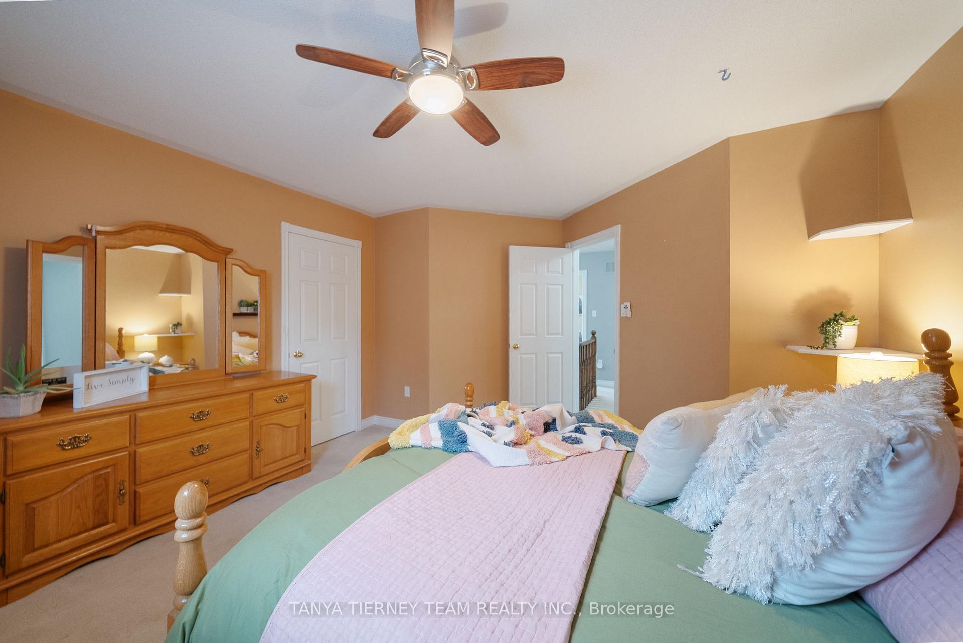 Photo 31 of 50 McBeth Place, Whitby, Brooklin — HOMEH