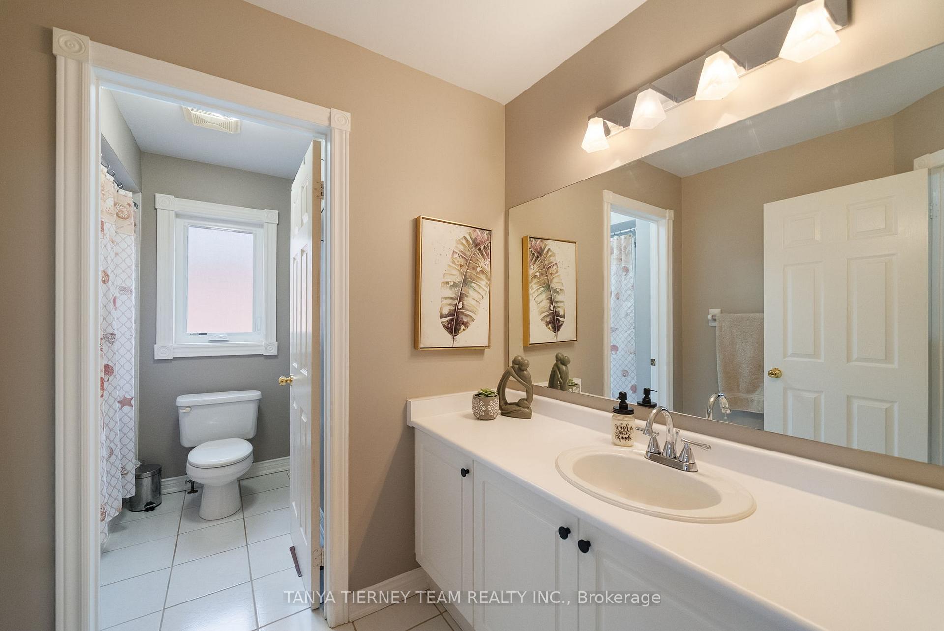 Photo 32 of 50 McBeth Place, Whitby, Brooklin — HOMEH