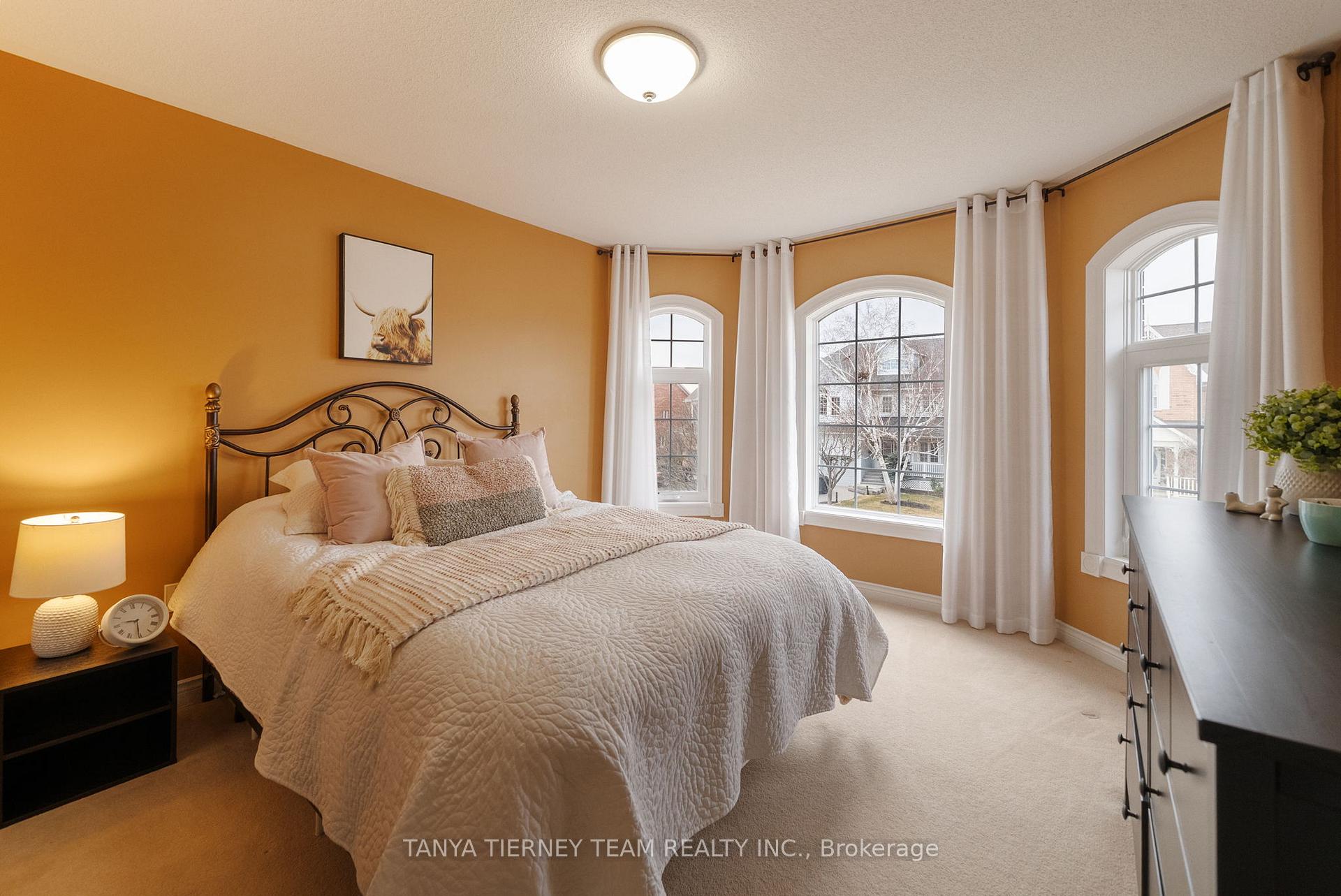 Photo 35 of 50 McBeth Place, Whitby, Brooklin — HOMEH
