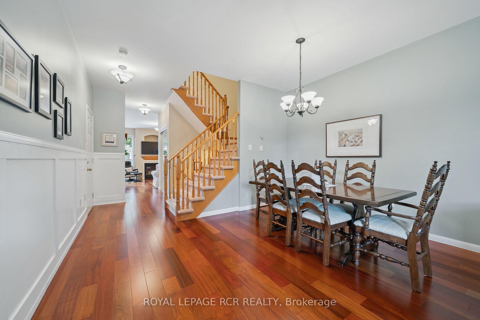 Photo 6 of 136 Dolce Crescent, Vaughan, Vellore Village — HOMEH