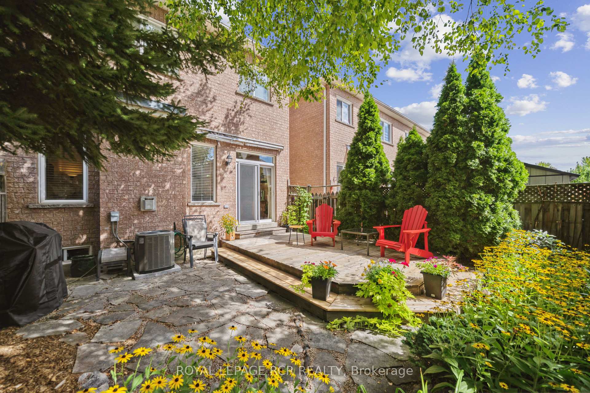 Photo 44 of 136 Dolce Crescent, Vaughan, Vellore Village — HOMEH
