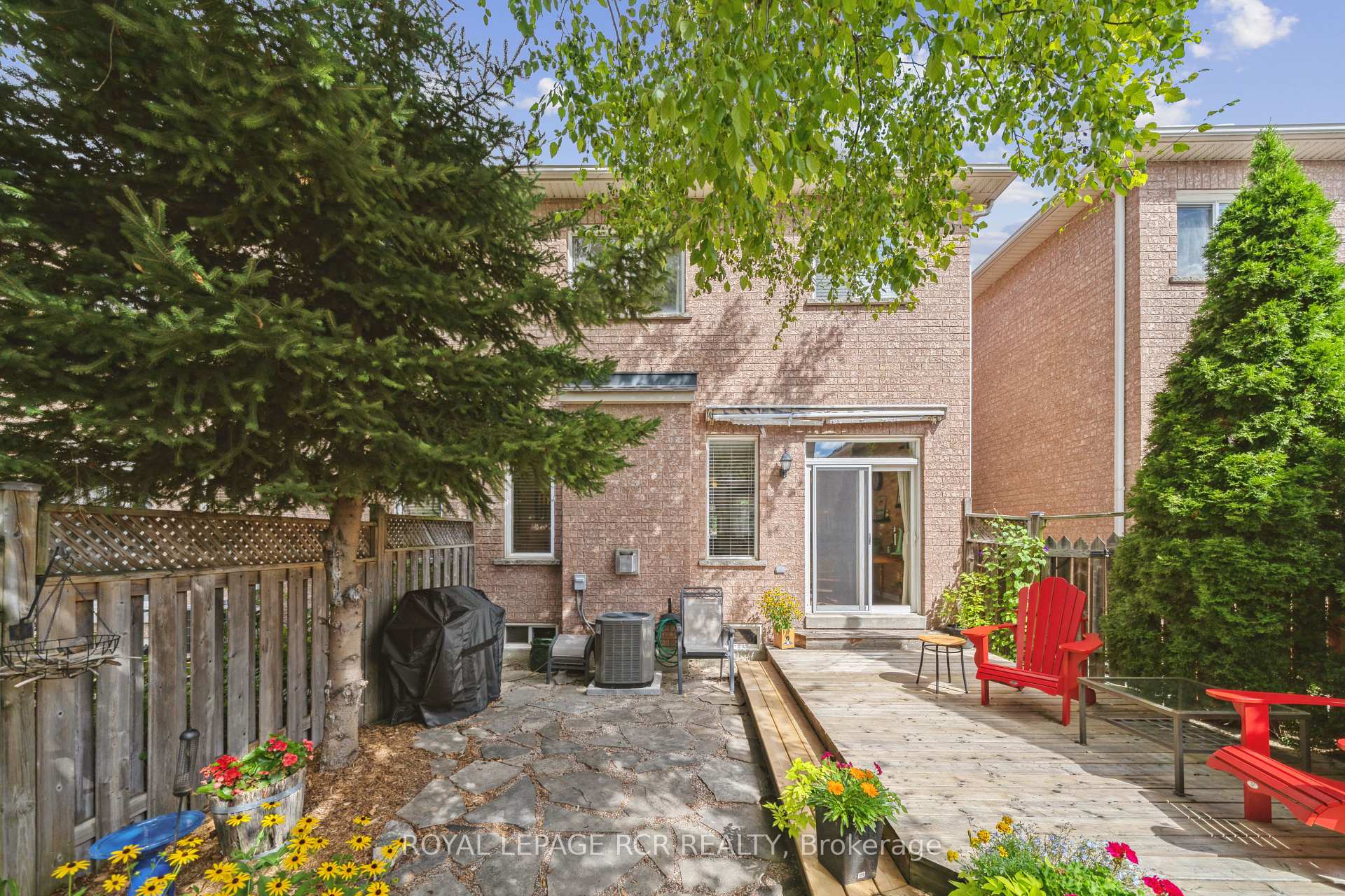 Photo 46 of 136 Dolce Crescent, Vaughan, Vellore Village — HOMEH