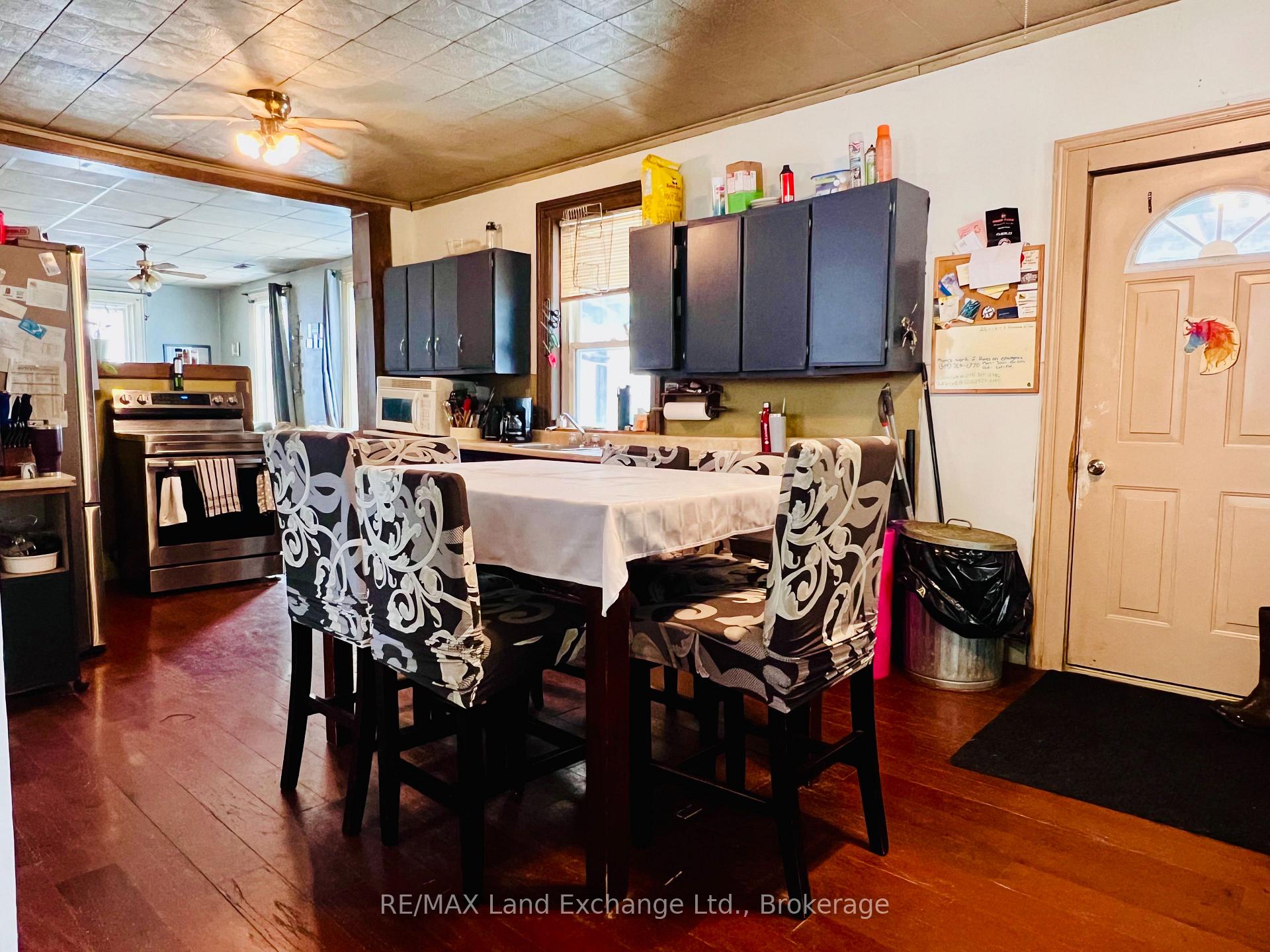 Photo 16 of 82 1st Avenue N, Arran-Elderslie — HOMEH
