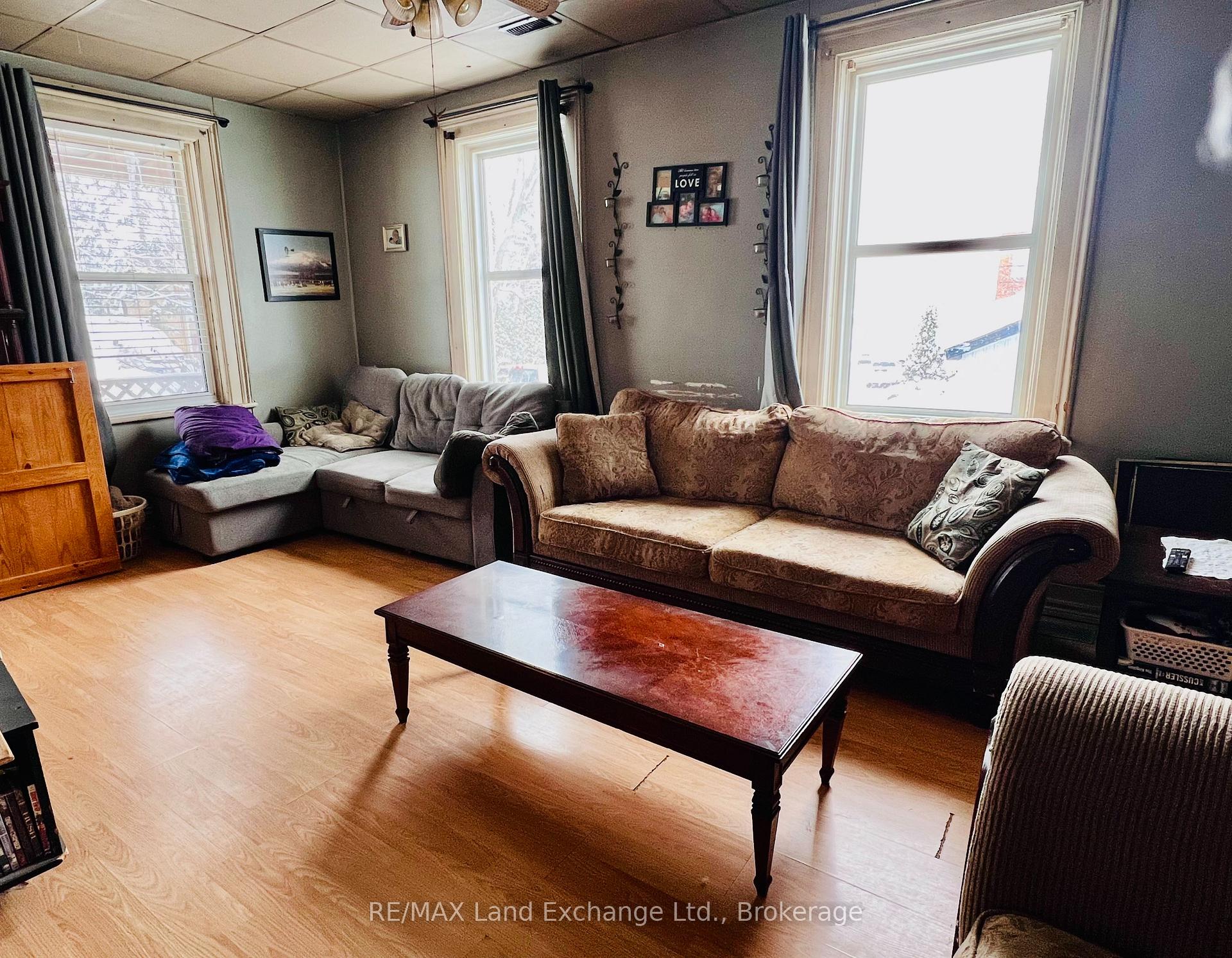 Photo 11 of 82 1st Avenue N, Arran-Elderslie — HOMEH