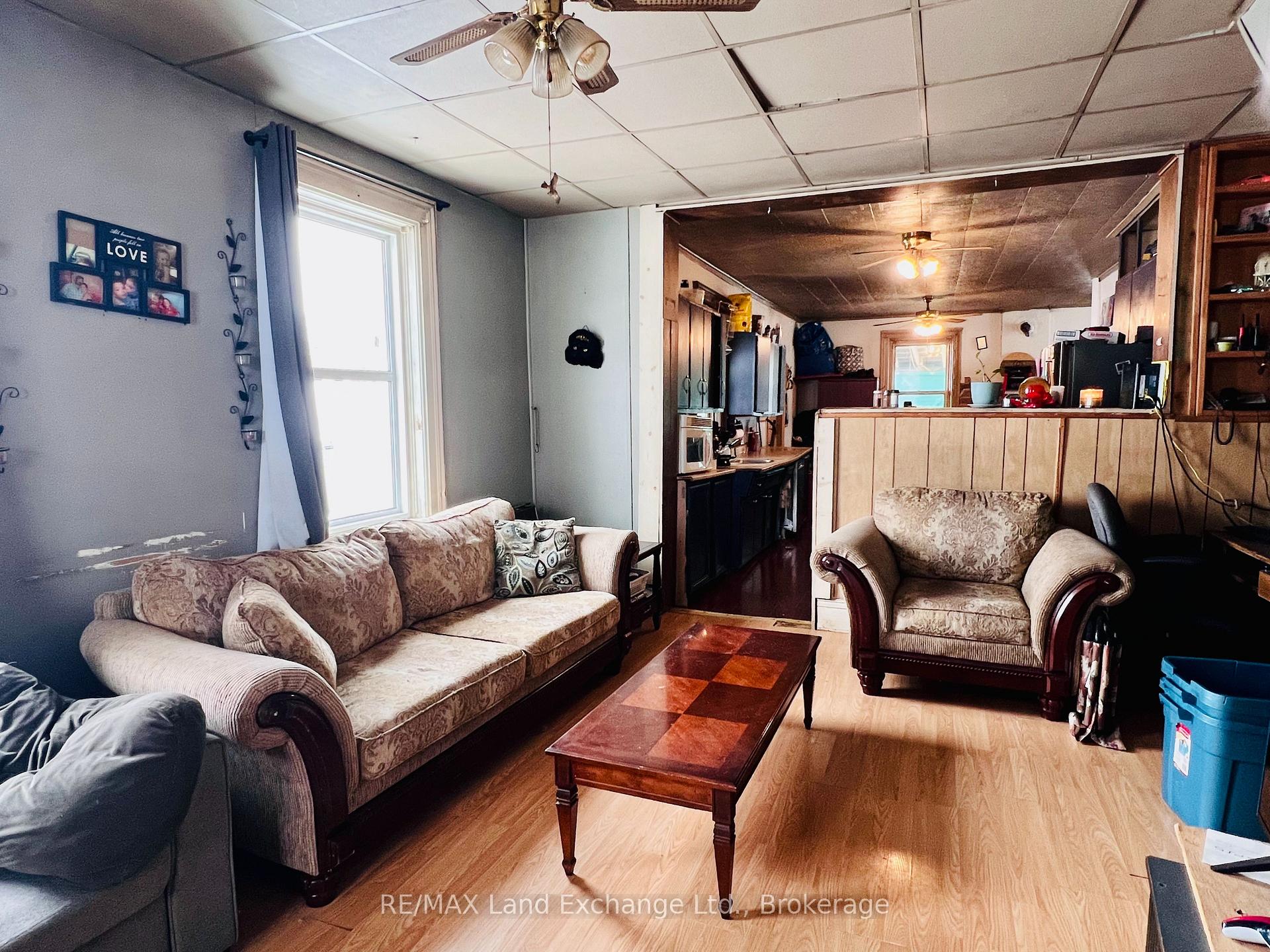 Photo 10 of 82 1st Avenue N, Arran-Elderslie — HOMEH