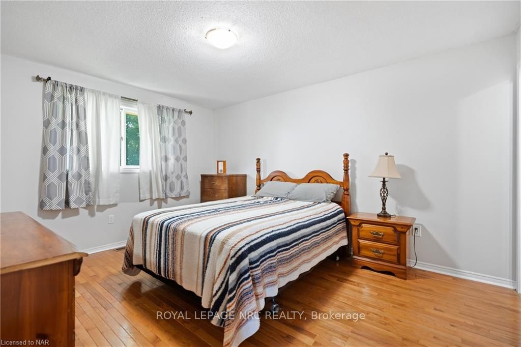 Photo 18 of 67 Page Drive, Welland, N. Welland — HOMEH