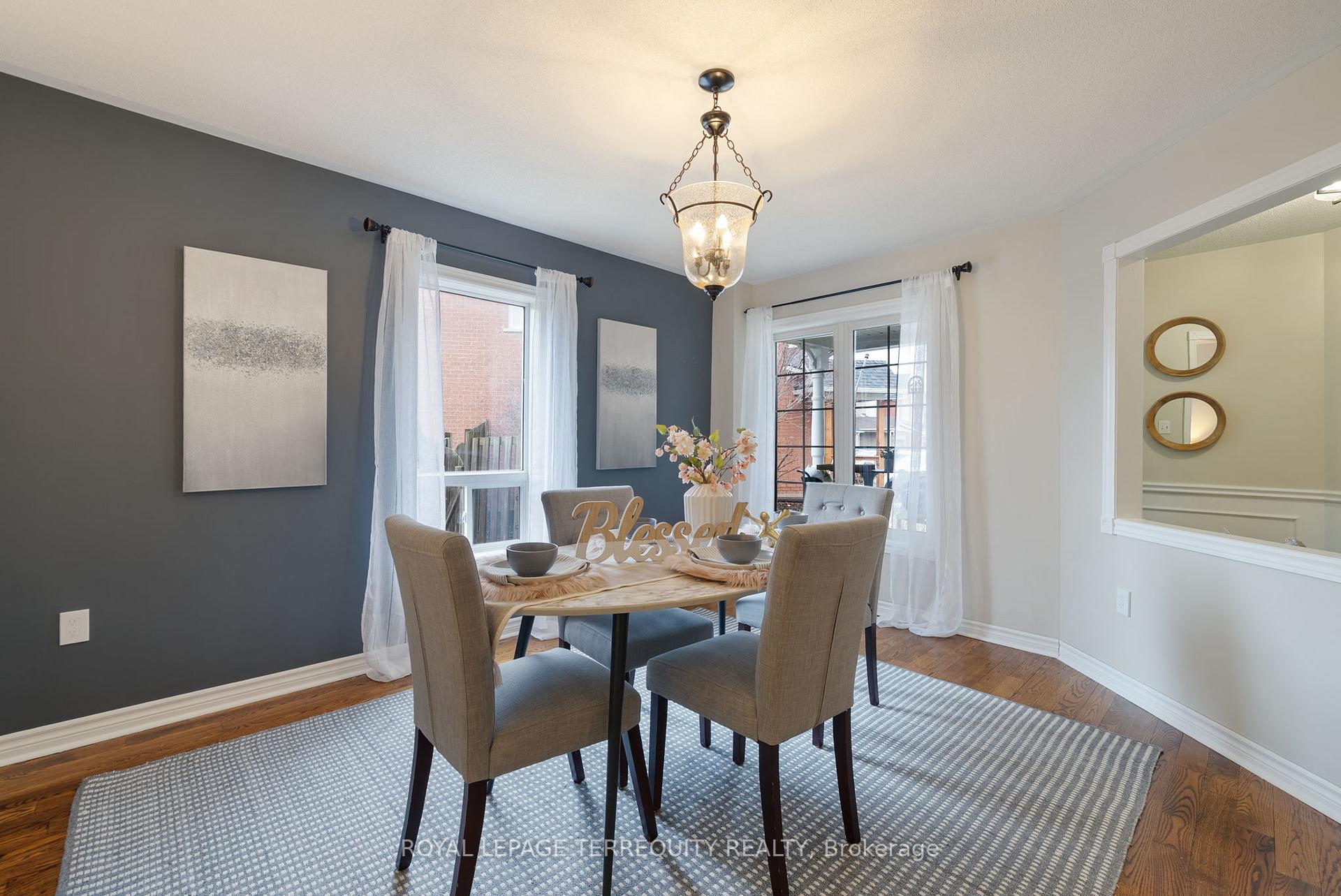 Photo 5 of 45 Aster Crescent, Whitby, Brooklin — HOMEH
