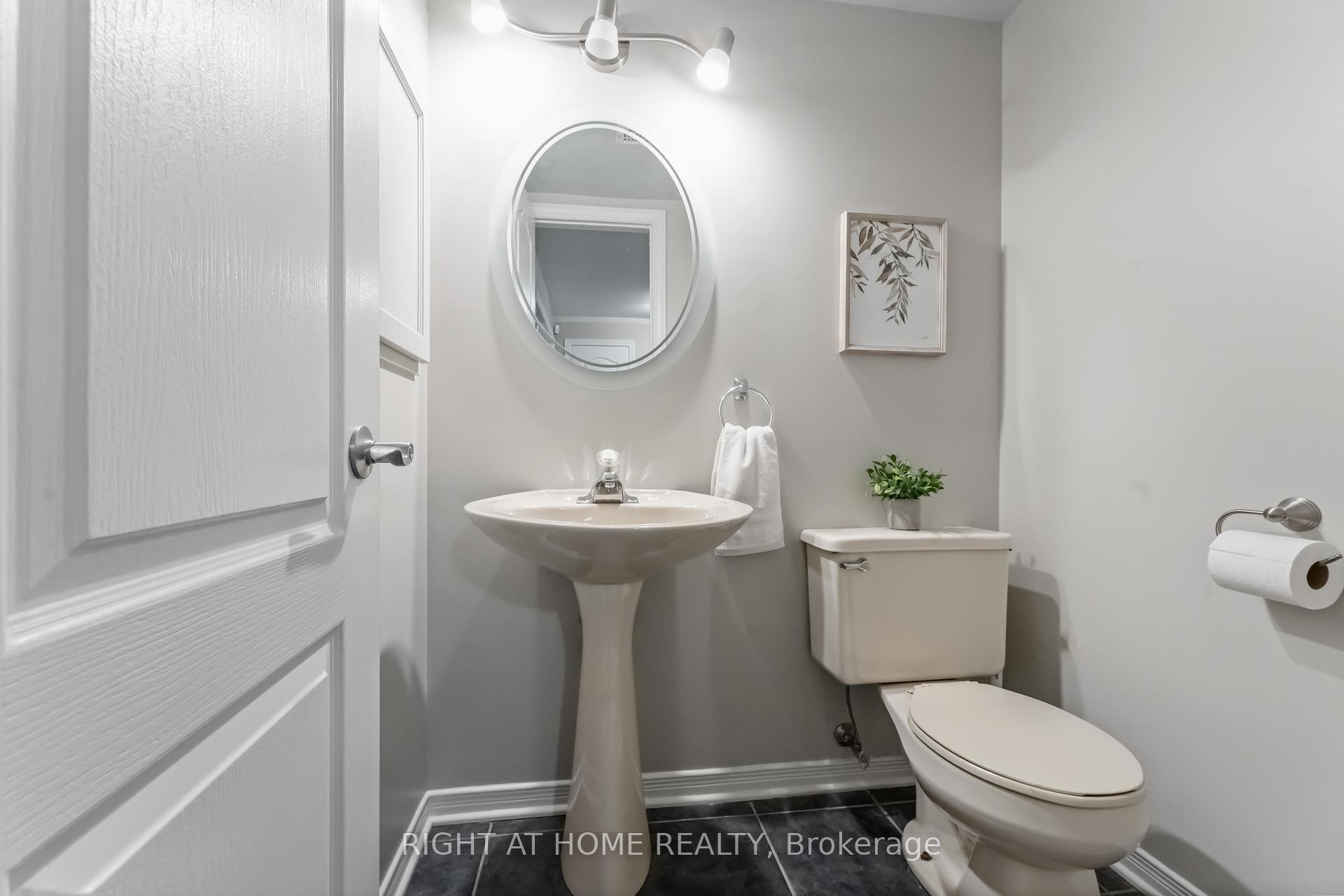 Photo 5 of 7 Weybridge Drive S, Ottawa, Barrhaven - Cedargrove/Fraserdale — HOMEH