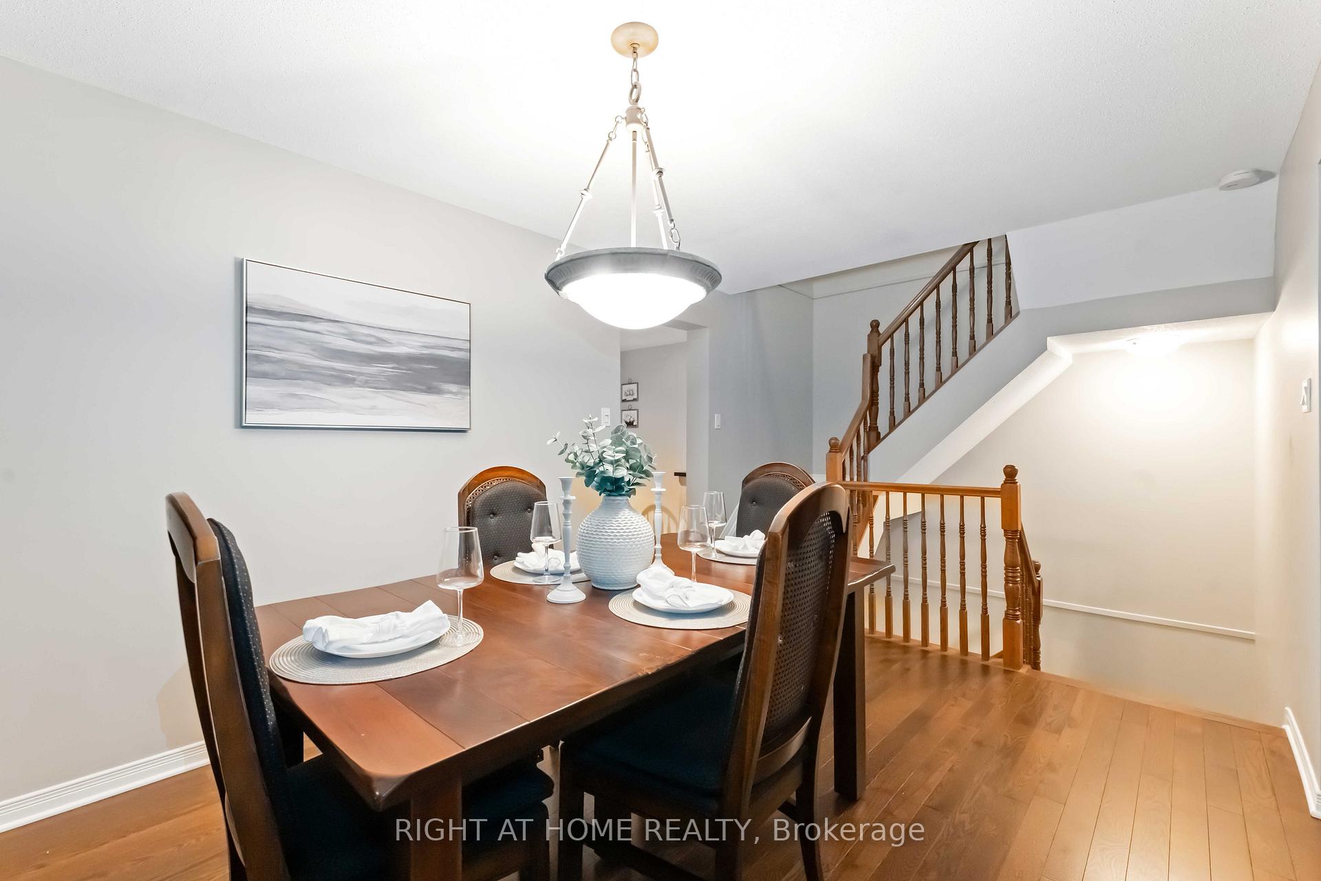 Photo 11 of 7 Weybridge Drive S, Ottawa, Barrhaven - Cedargrove/Fraserdale — HOMEH