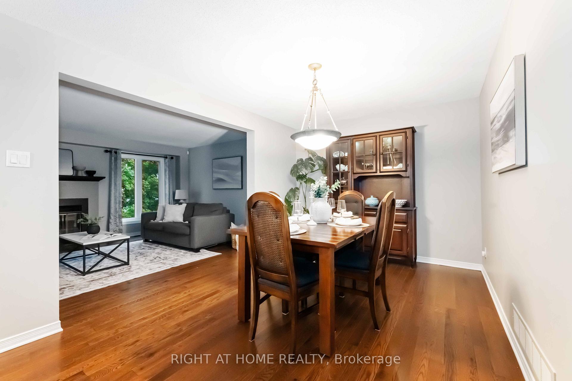 Photo 9 of 7 Weybridge Drive S, Ottawa, Barrhaven - Cedargrove/Fraserdale — HOMEH