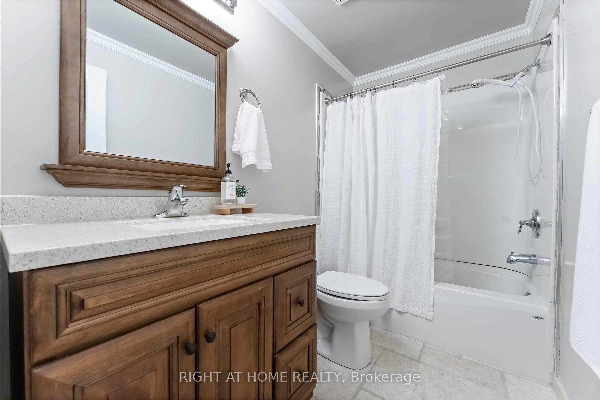 Photo 24 of 7 Weybridge Drive S, Ottawa, Barrhaven - Cedargrove/Fraserdale — HOMEH