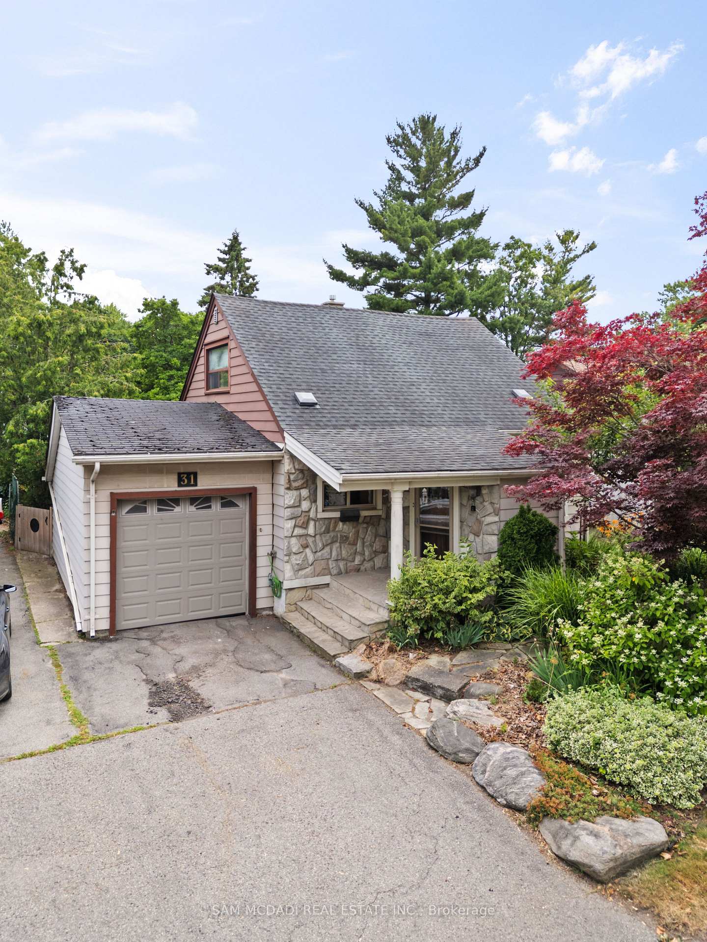 Photo 1 of 31 Beech Street, Ajax, Central — HOMEH