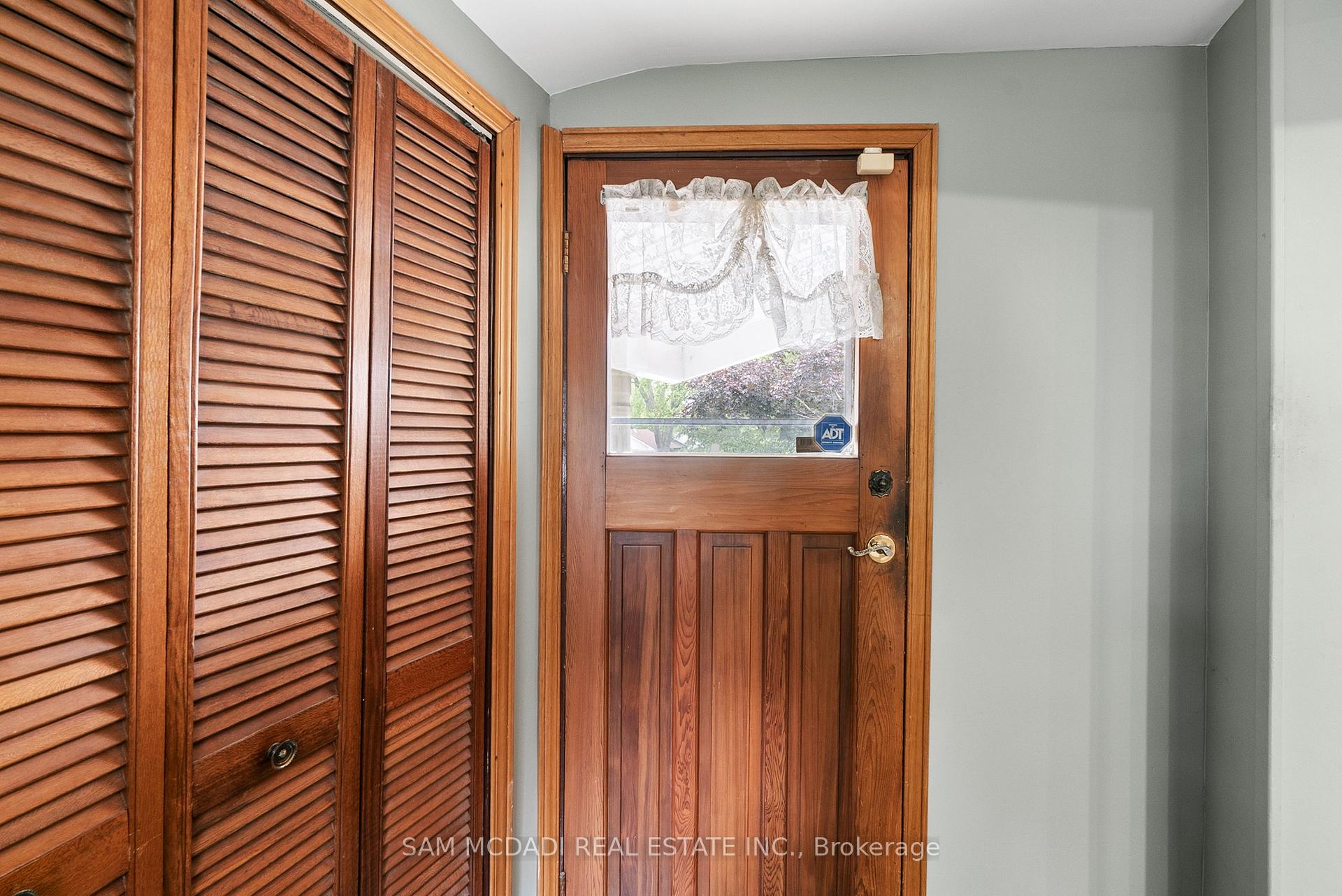 Photo 4 of 31 Beech Street, Ajax, Central — HOMEH