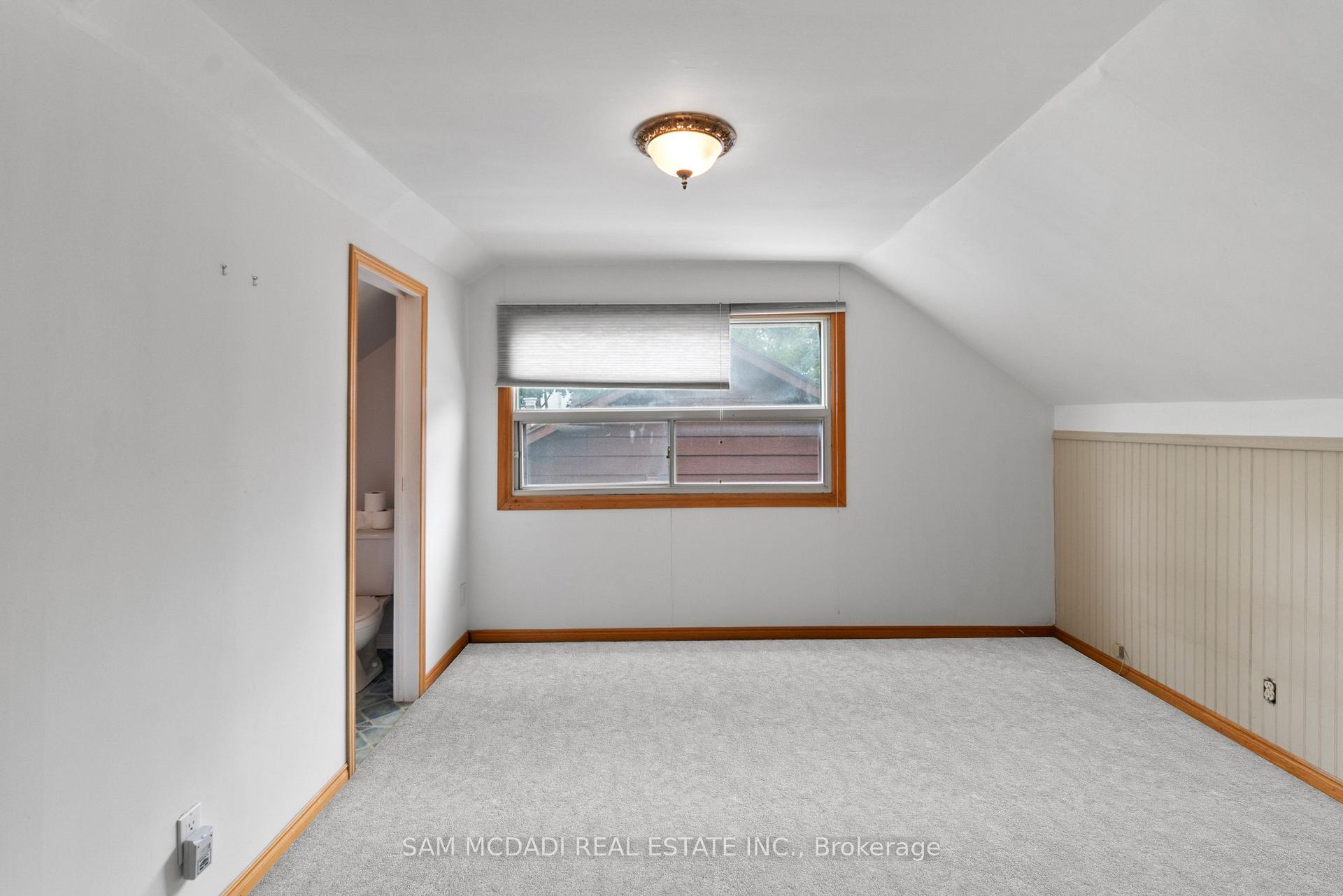 Photo 15 of 31 Beech Street, Ajax, Central — HOMEH
