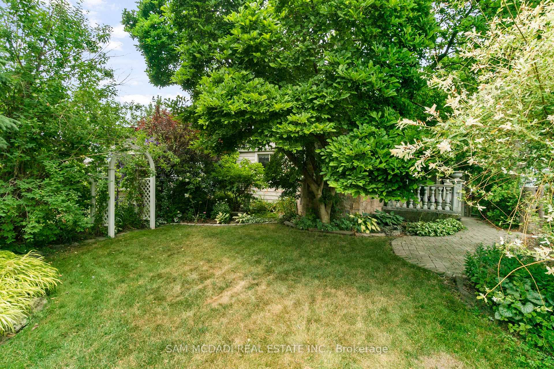 Photo 25 of 31 Beech Street, Ajax, Central — HOMEH