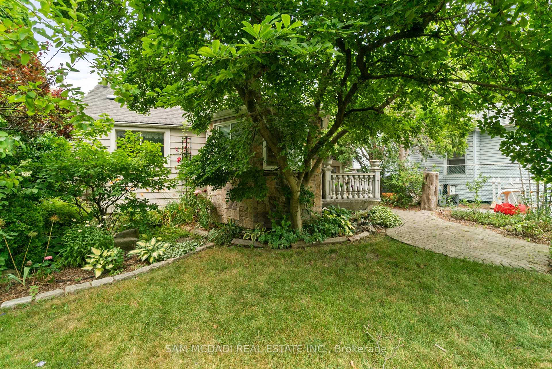 Photo 29 of 31 Beech Street, Ajax, Central — HOMEH