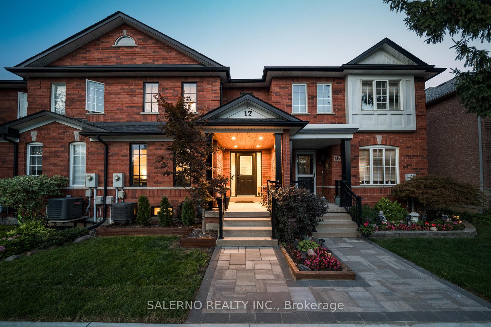 Front of 17 Castle Park Boulevard
