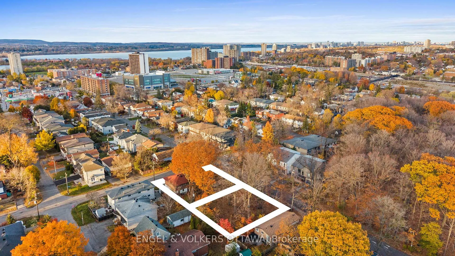 Photo 8 of 00 Alpine Avenue, Ottawa, Queensway Terrace North — HOMEH