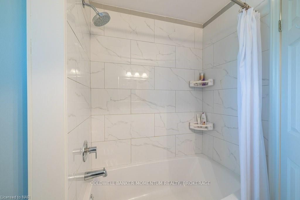 Photo 18 of 26 Terrace Avenue, Welland, Broadway — HOMEH