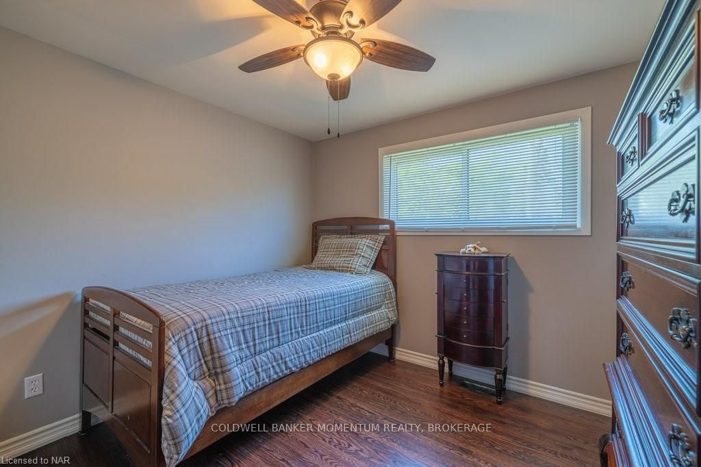 Photo 21 of 26 Terrace Avenue, Welland, Broadway — HOMEH