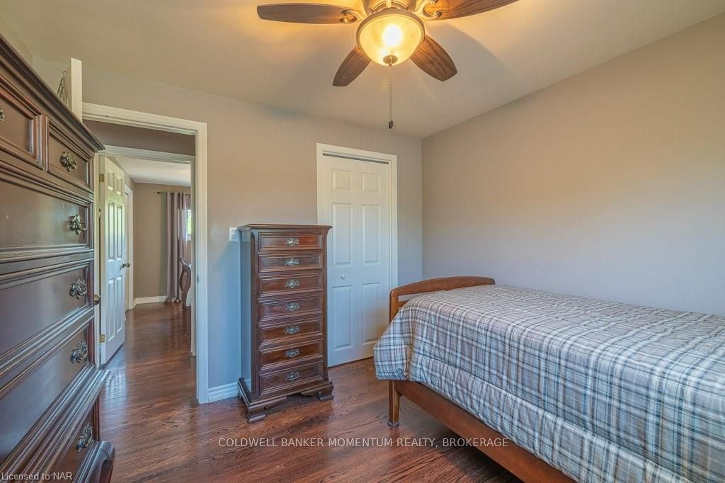 Photo 22 of 26 Terrace Avenue, Welland, Broadway — HOMEH