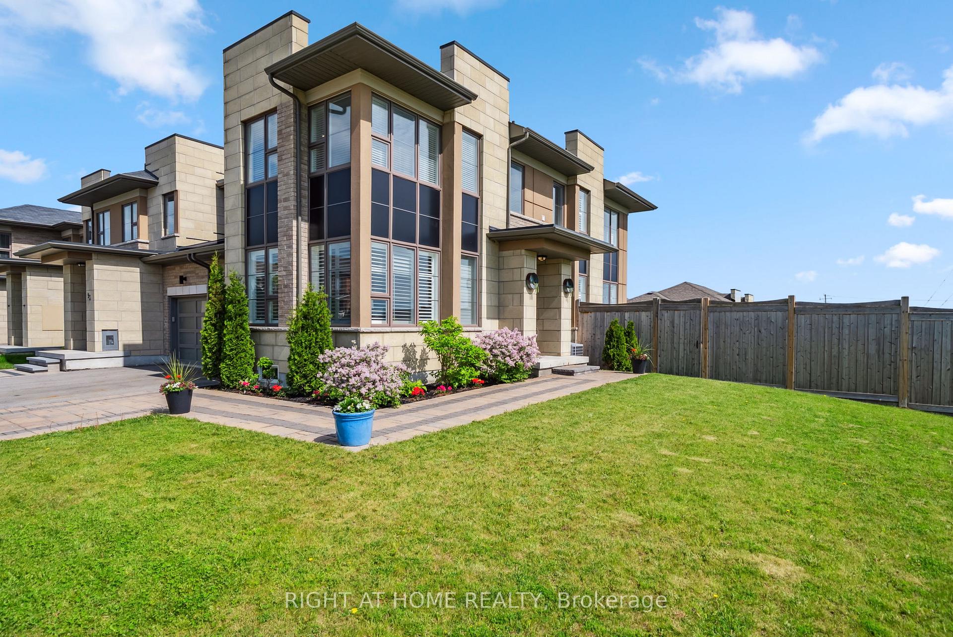 Photo 2 of 95 Barrister Avenue, Whitby, Pringle Creek — HOMEH