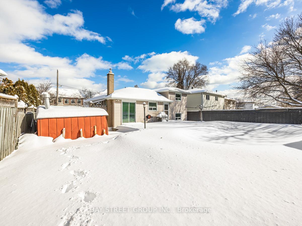 Photo 30 of 732 Leaside Street, Pickering, West Shore — HOMEH