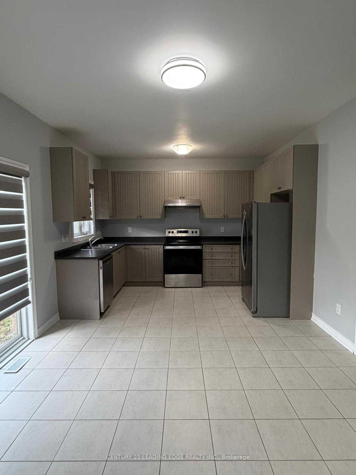 Photo 5 of 26 Stoddart Street, Brock, Beaverton — HOMEH