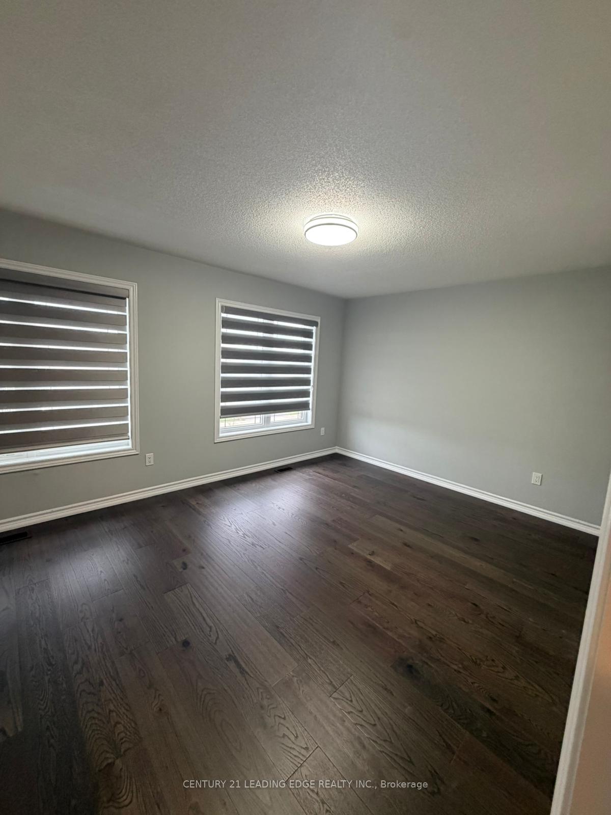 Photo 18 of 26 Stoddart Street, Brock, Beaverton — HOMEH