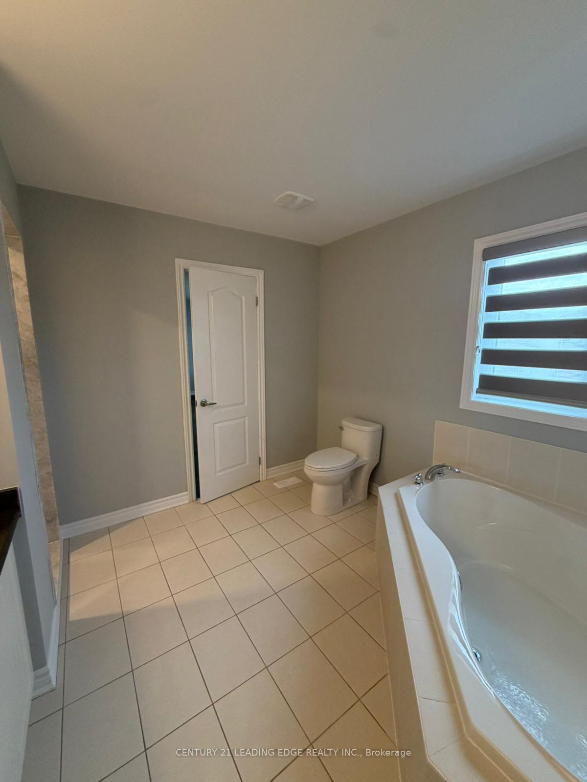 Photo 14 of 26 Stoddart Street, Brock, Beaverton — HOMEH