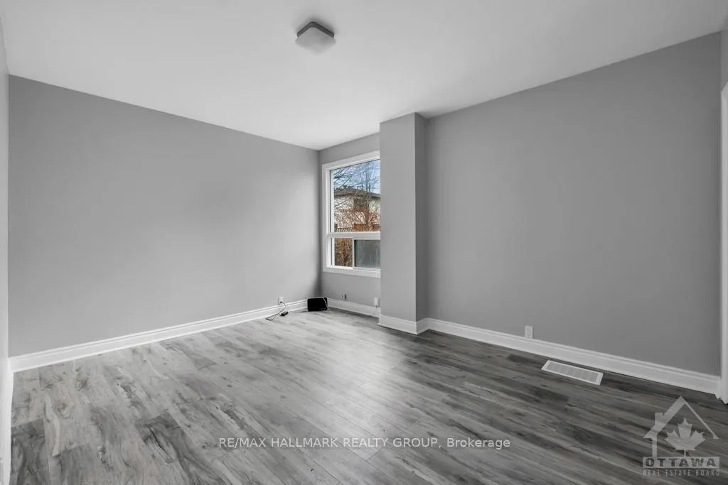 Photo 7 of 833 Maplewood Avenue, Ottawa, Queensway Terrace North — HOMEH