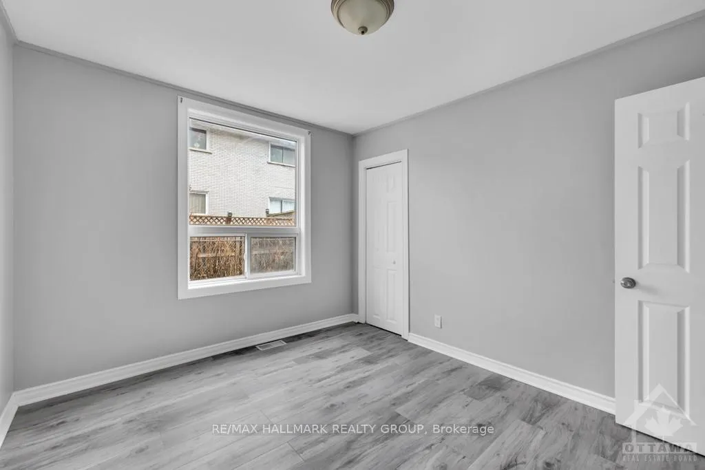 Photo 10 of 833 Maplewood Avenue, Ottawa, Queensway Terrace North — HOMEH
