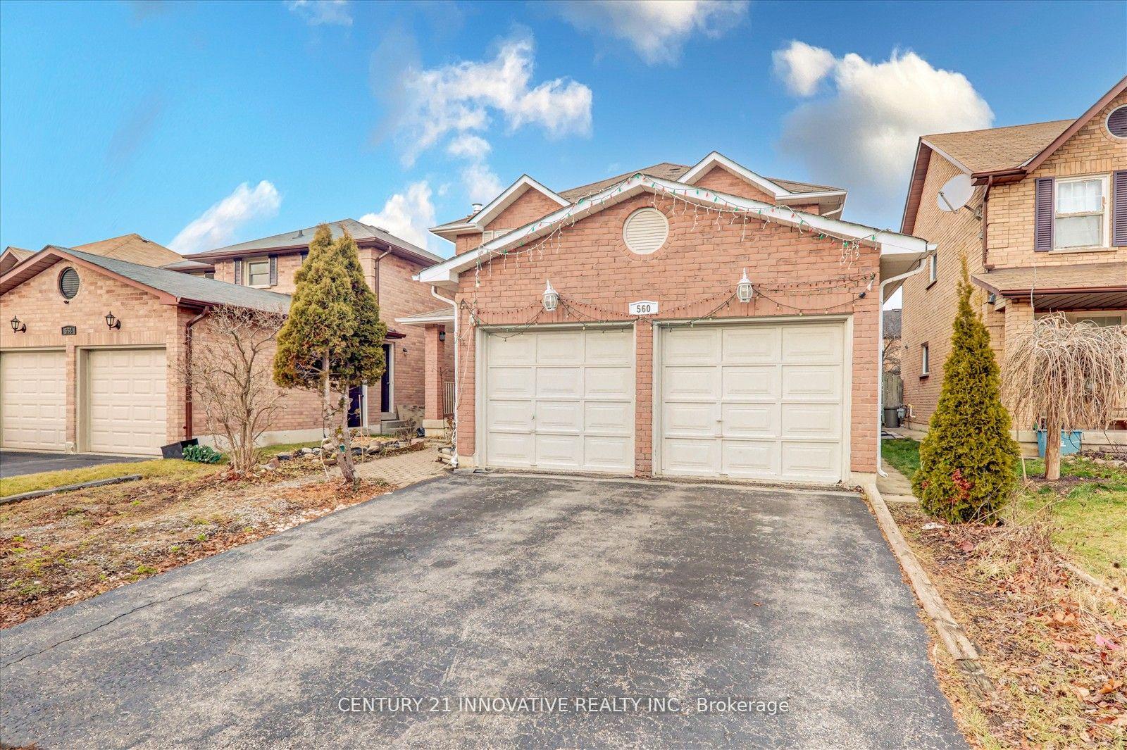 Photo 3 of 560 Steeple Hill, Pickering, Woodlands — HOMEH
