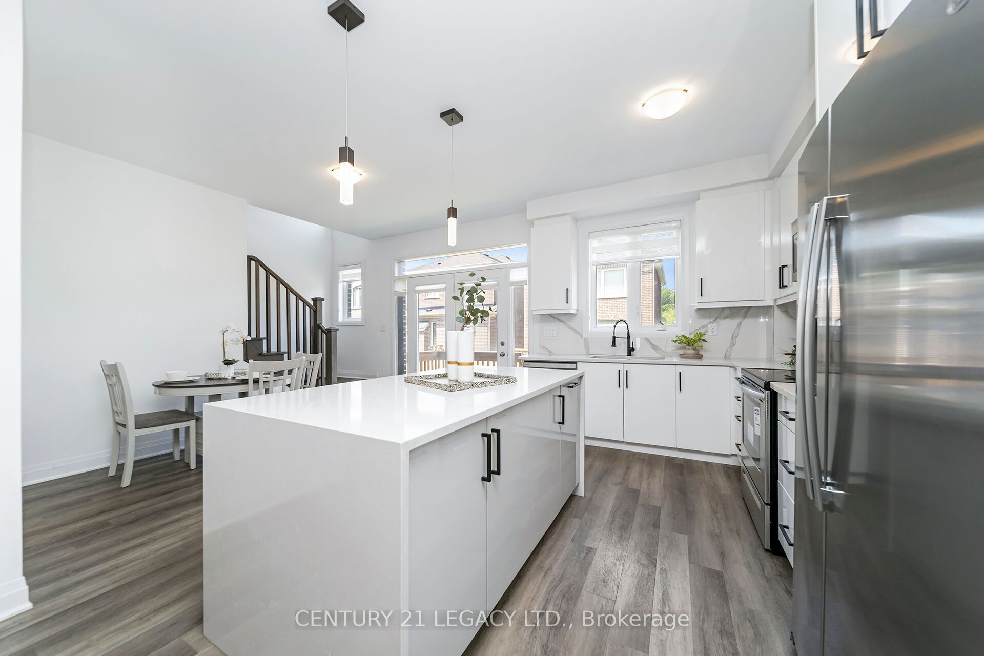 Photo 58 of 1742 Thames Circle, Milton, Bowes — HOMEH