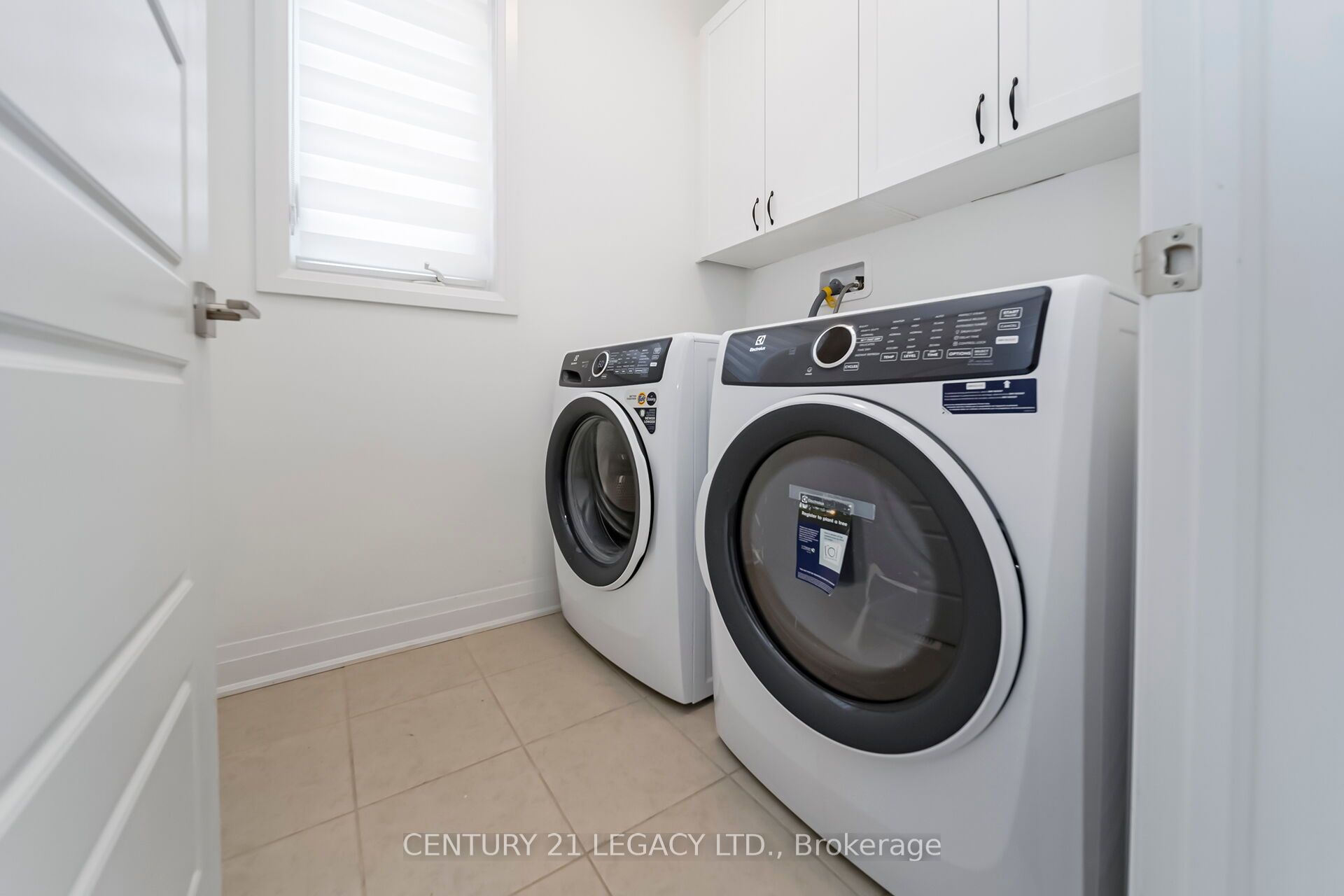 Photo 49 of 1742 Thames Circle, Milton, Bowes — HOMEH