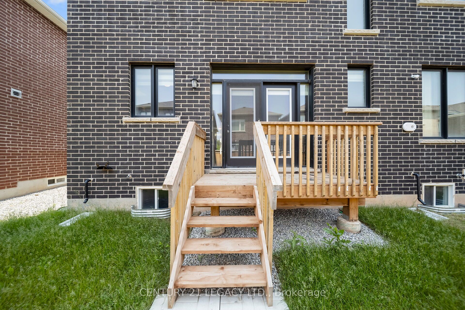 Photo 83 of 1742 Thames Circle, Milton, Bowes — HOMEH