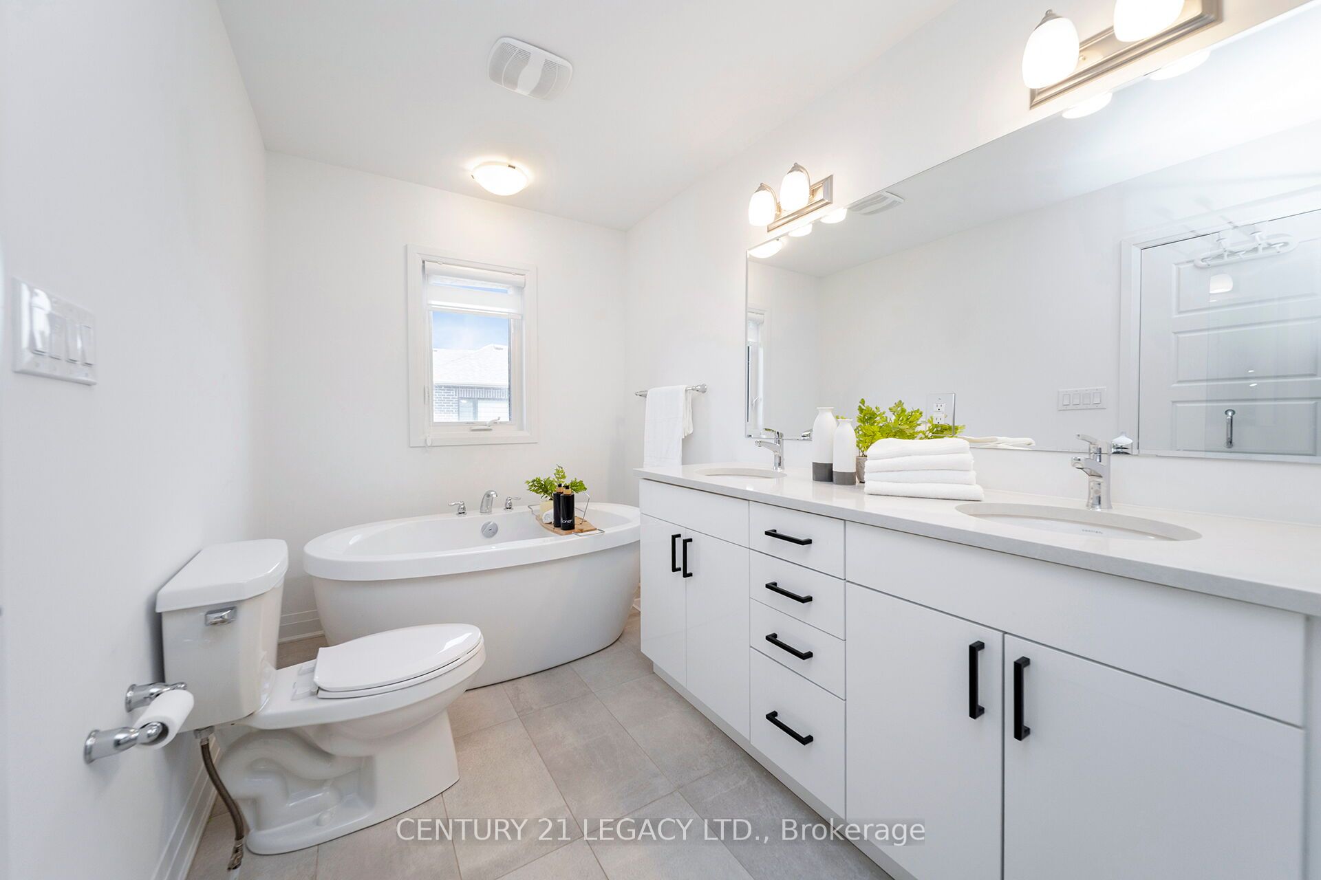 Photo 71 of 1742 Thames Circle, Milton, Bowes — HOMEH