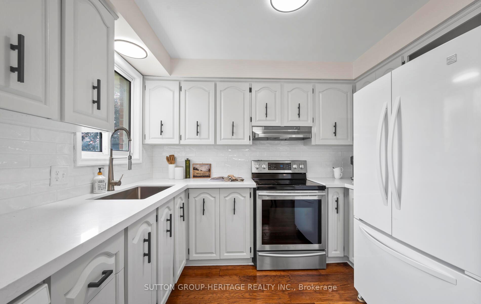 Photo 11 of 39 Scott Street, Whitby, Blue Grass Meadows — HOMEH