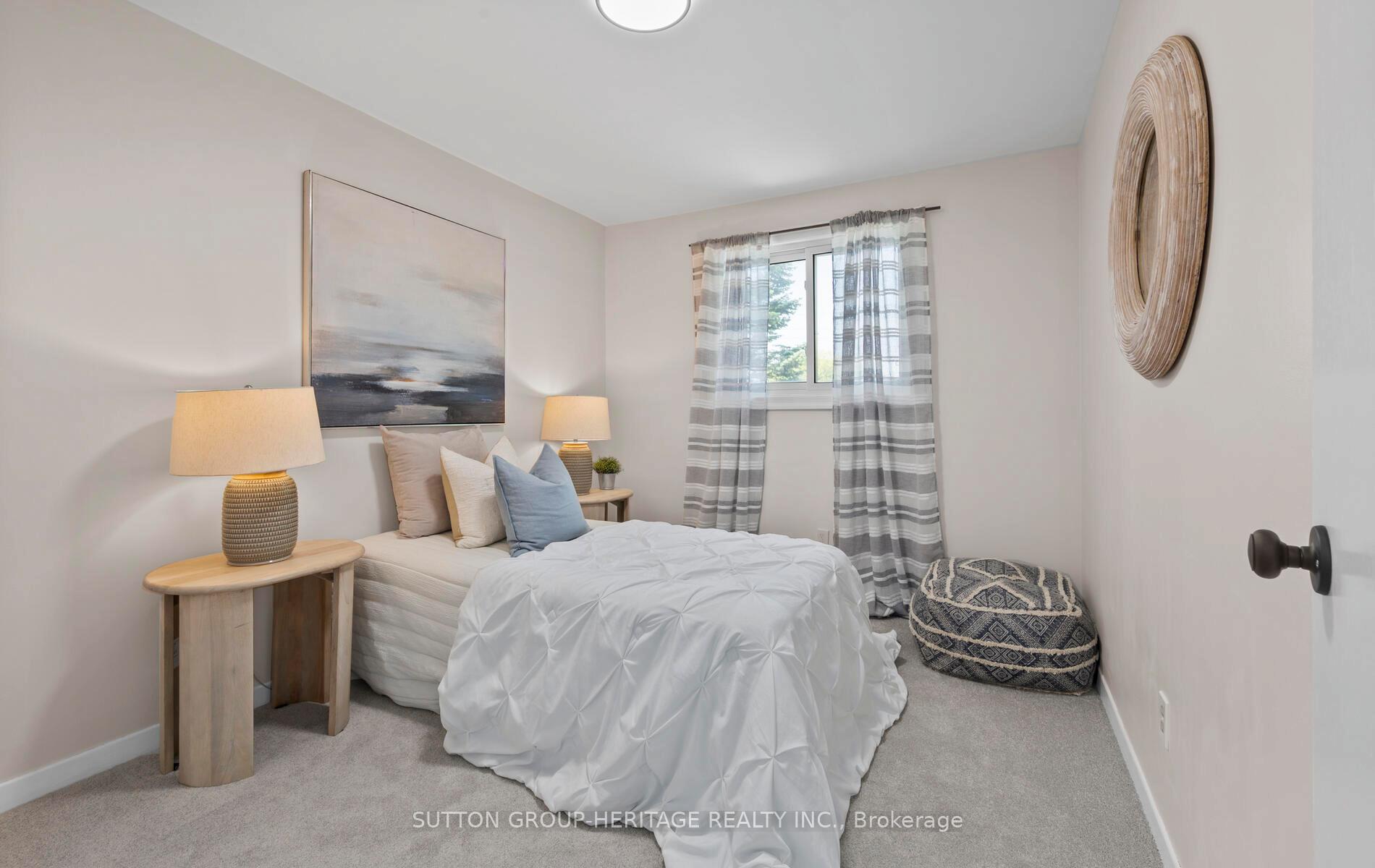 Photo 23 of 39 Scott Street, Whitby, Blue Grass Meadows — HOMEH