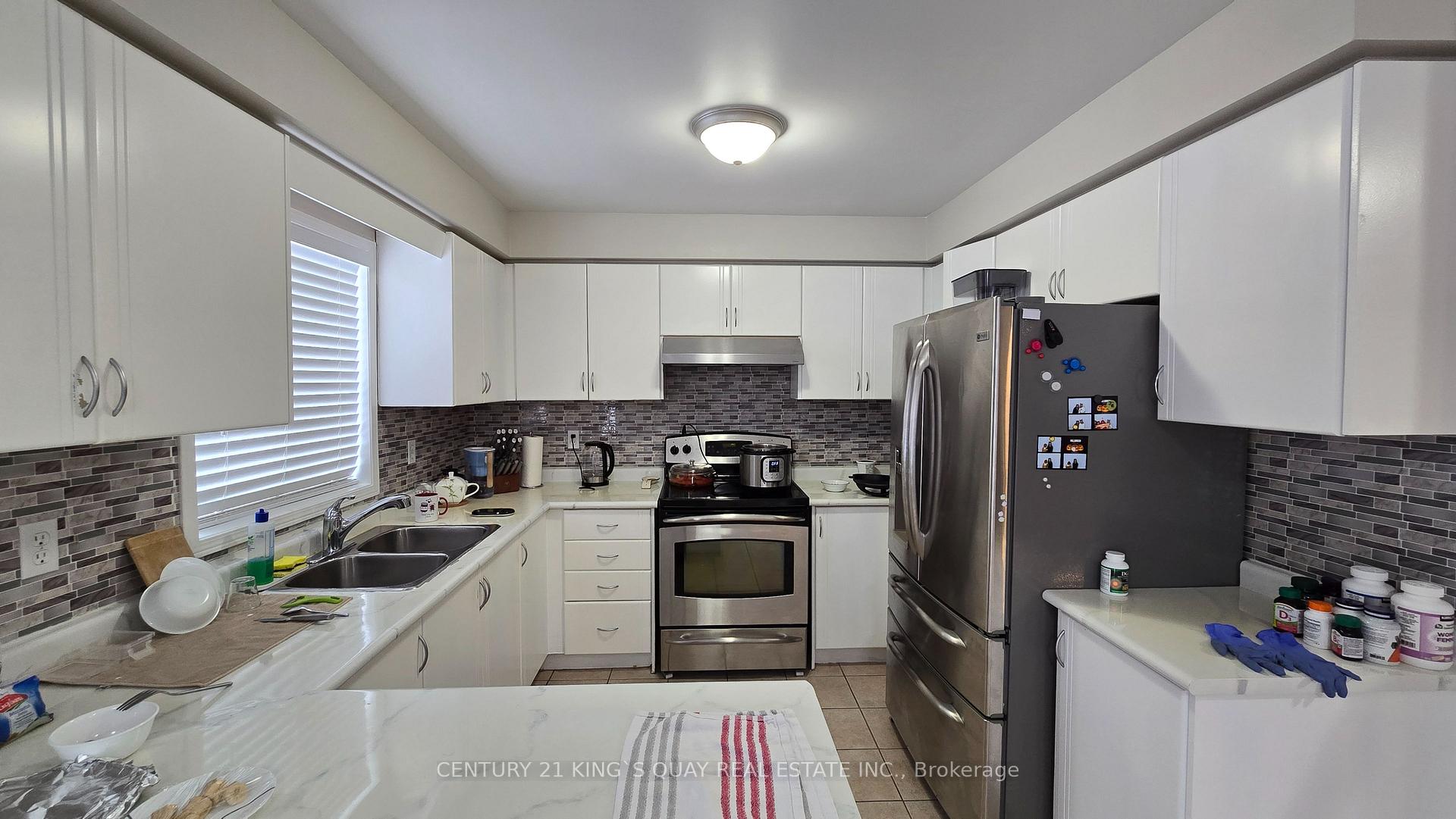 Photo 7 of 336 Hawkview Boulevard, Vaughan, Vellore Village — HOMEH