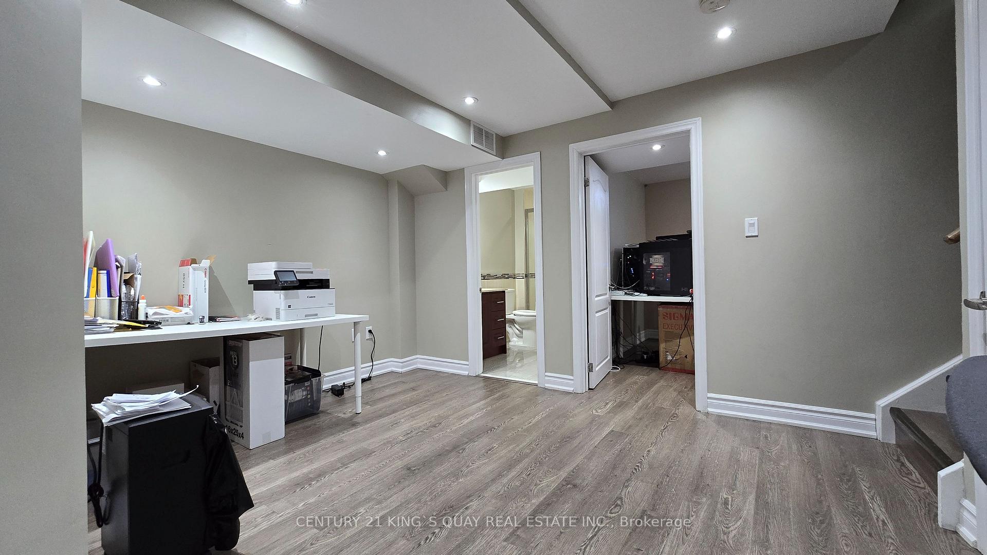 Photo 15 of 336 Hawkview Boulevard, Vaughan, Vellore Village — HOMEH