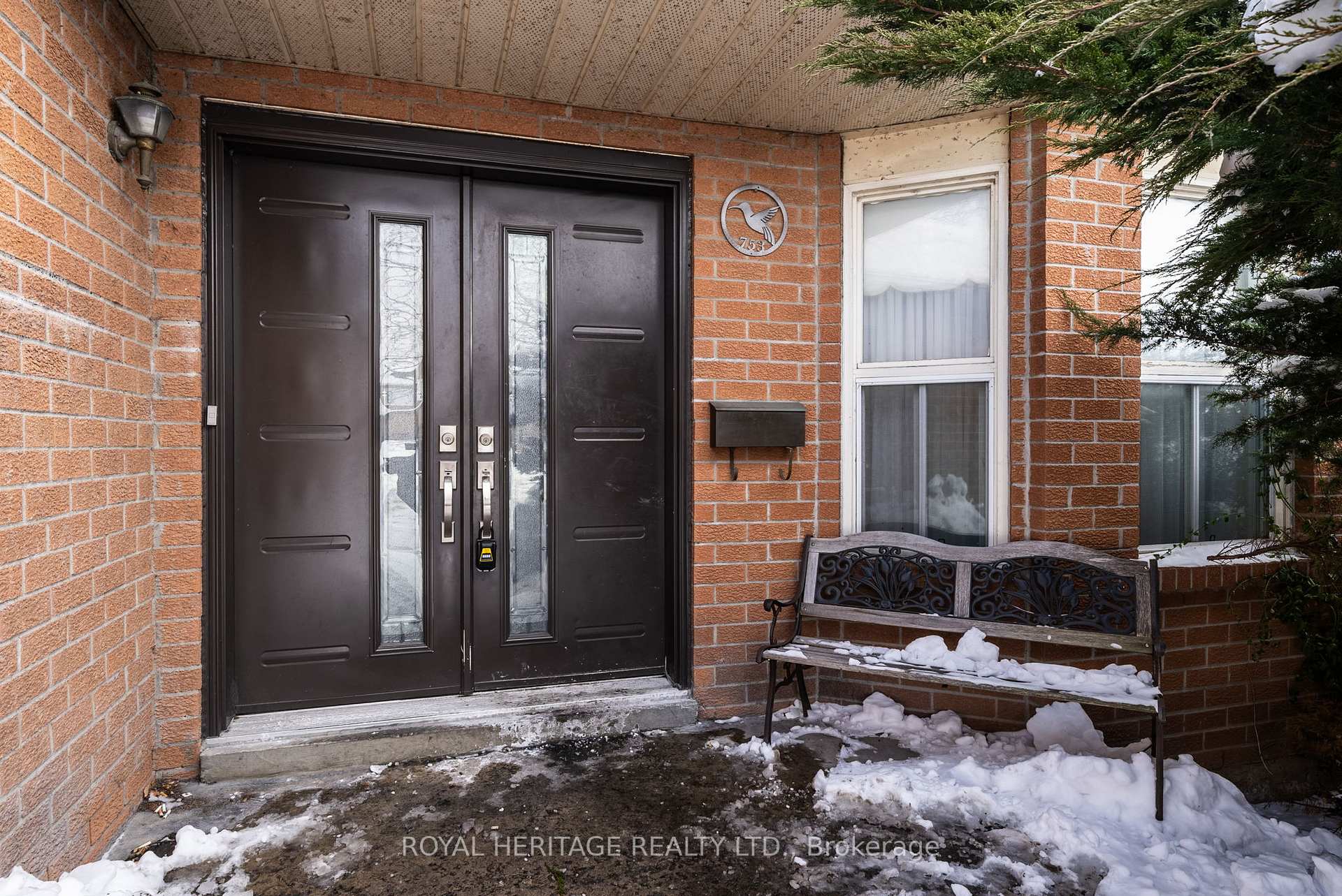 Photo 3 of 753 Aspen Road, Pickering, Amberlea — HOMEH