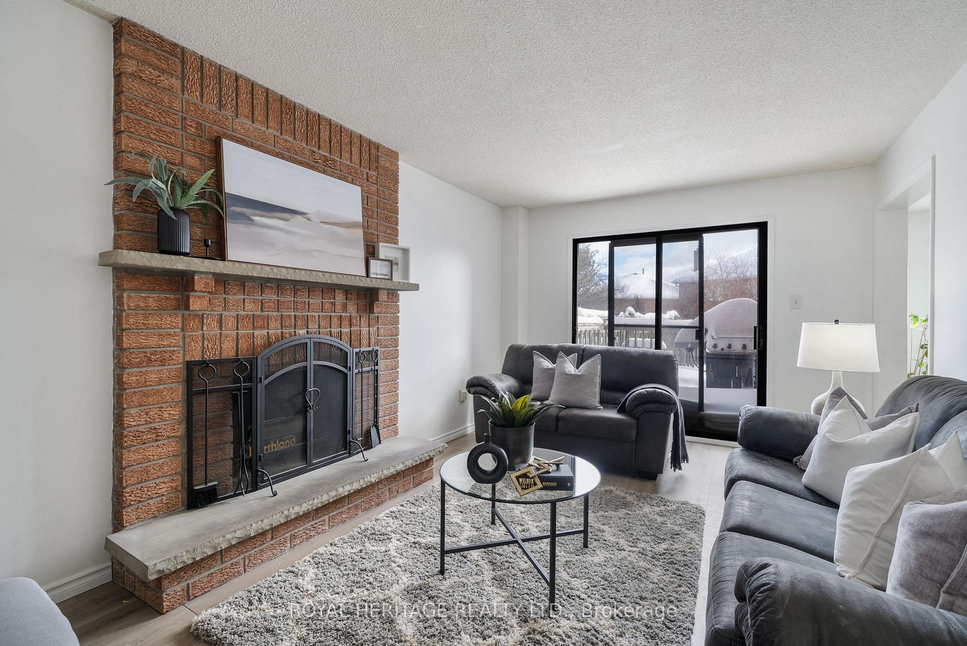 Photo 6 of 753 Aspen Road, Pickering, Amberlea — HOMEH